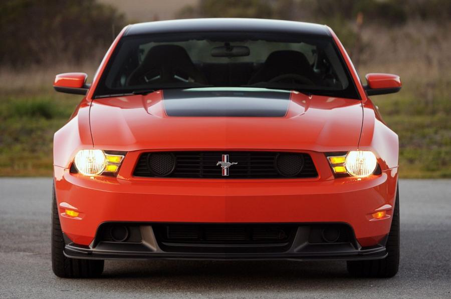  Ford Mustang Boss 302 2012 года  (фото 32 из 208)